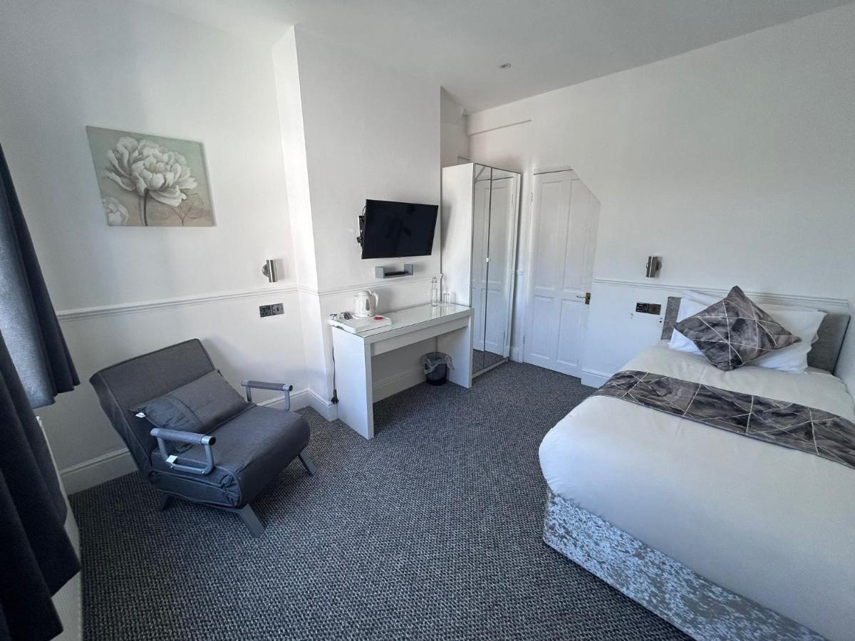 Charnwood Regency Guest House Loughborough Exterior foto